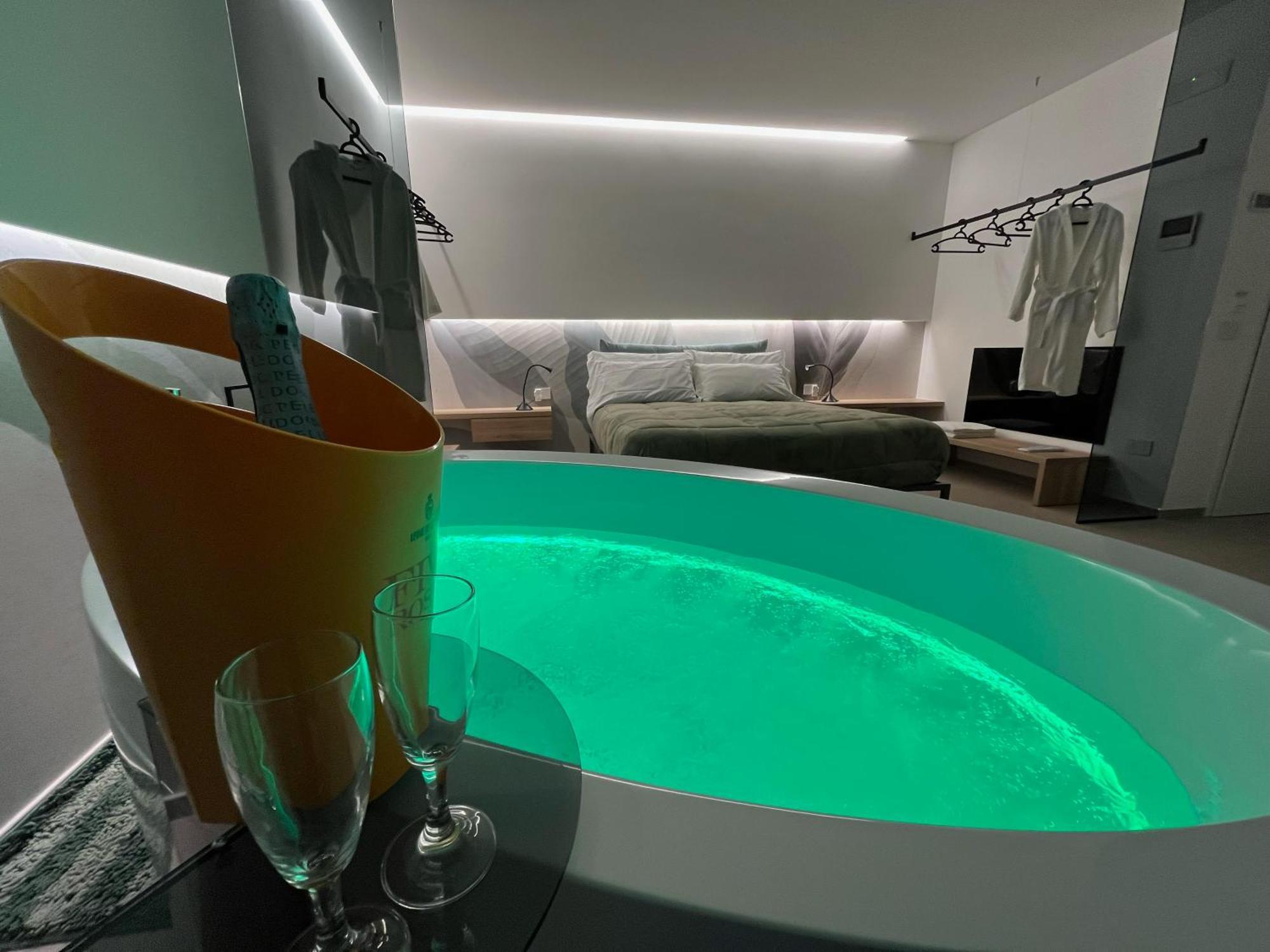 Seacity Suite & Stay Monopoli Exterior photo