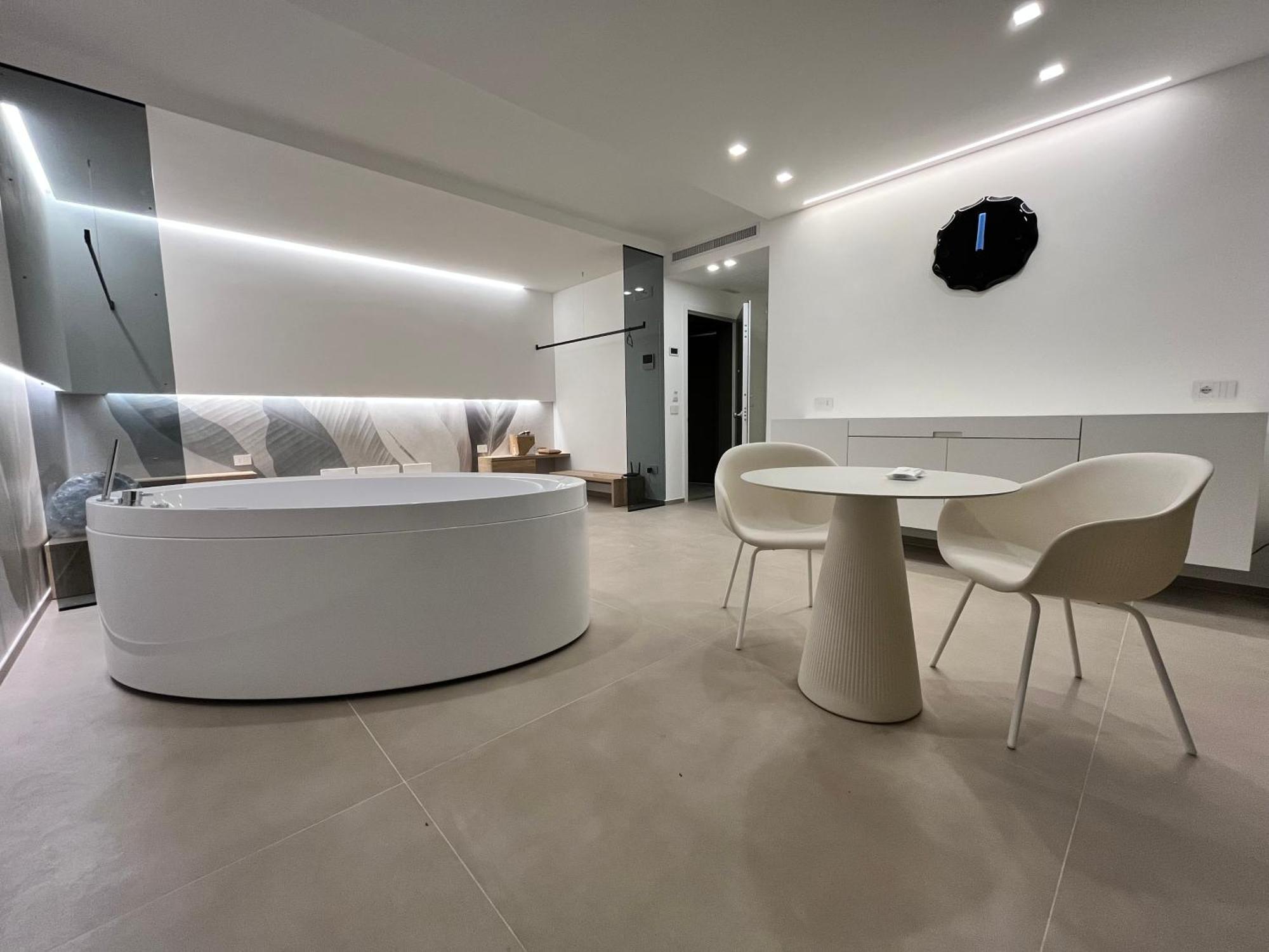 Seacity Suite & Stay Monopoli Exterior photo